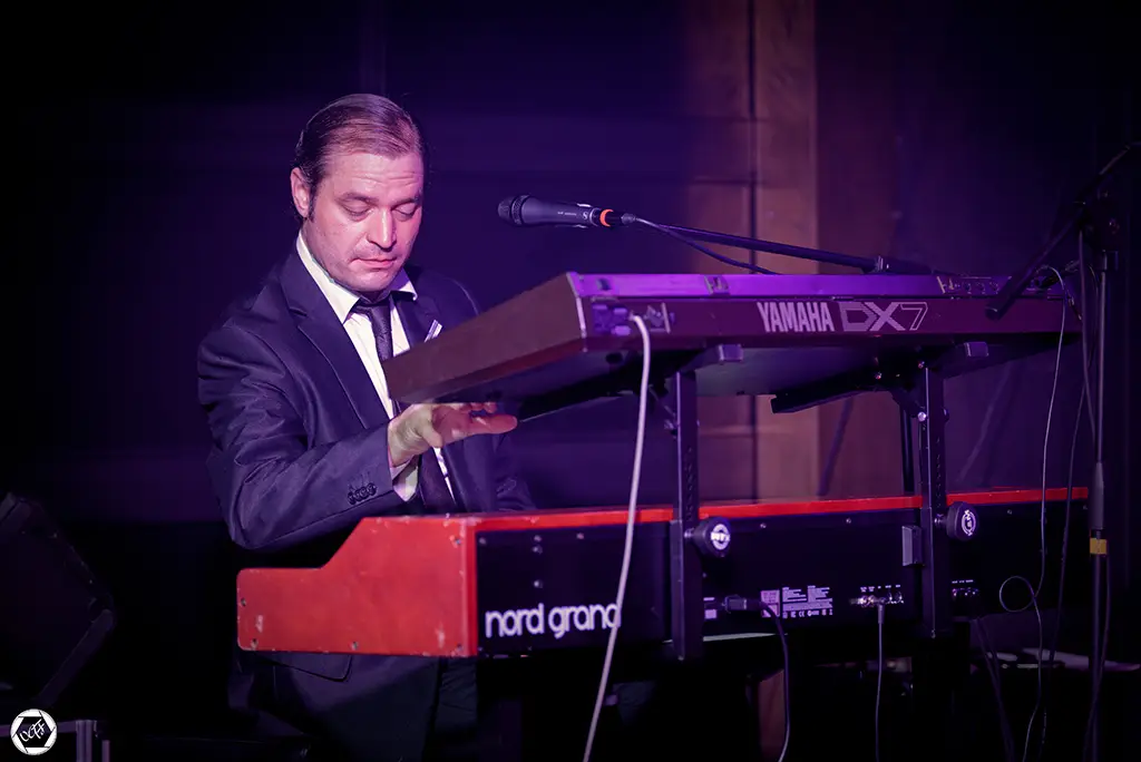 Magi'Q Queen Tribute au Bar & Dancing Le Nova, 17 octobre 2026 - Photo 4